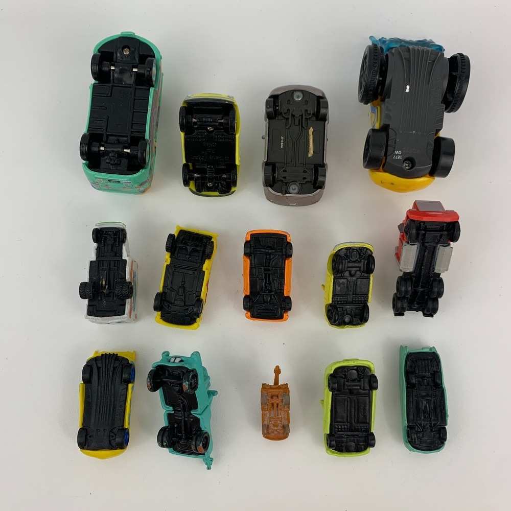 Mattel Disney Pixar Plastic Cars Toy Lot Fillmore Mater Sally Mack Cruz Rami - Picture 8 of 14